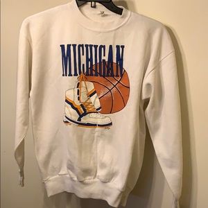 Vintage Michigan Basketball Sweatshirt